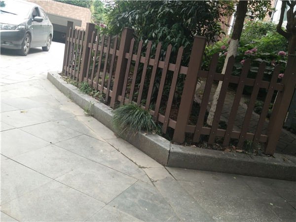 塑木围栏